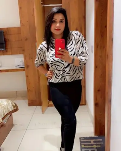 Woman enjoying Bangalore nightlife